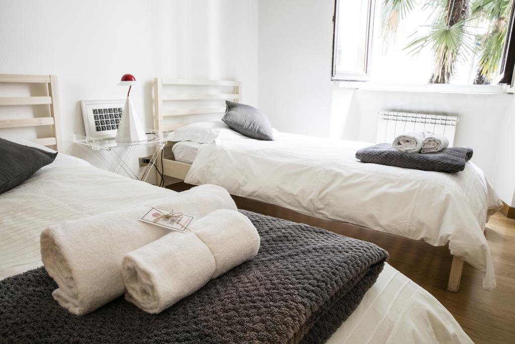 Lovely Sempione Apartment Milan Luaran gambar